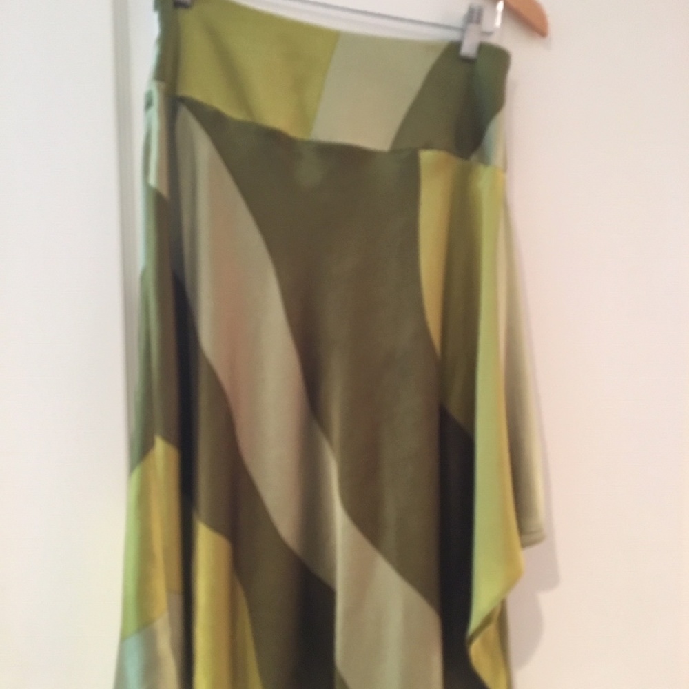 NWT - Green Silk Harari Skirt